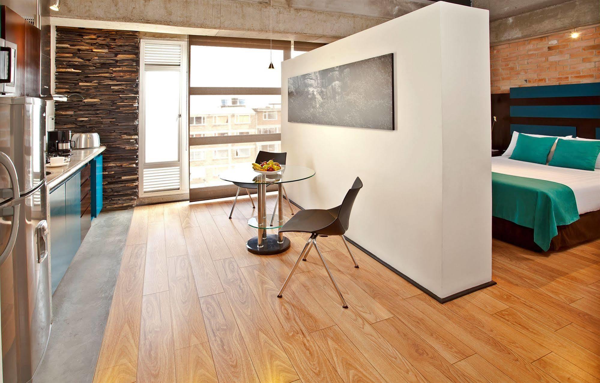 Estelar Apartamentos Aeropuerto 보고타 외부 사진